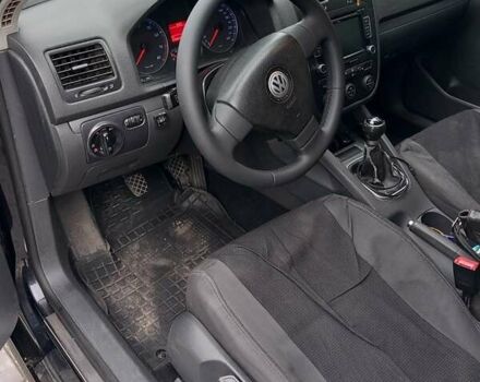 Черный Фольксваген Джетта, объемом двигателя 1.6 л и пробегом 277 тыс. км за 6500 $, фото 15 на Automoto.ua