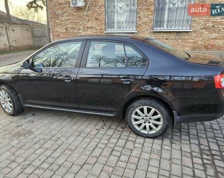 Чорний Фольксваген Джетта, об'ємом двигуна 1.6 л та пробігом 234 тис. км за 7500 $, фото 4 на Automoto.ua