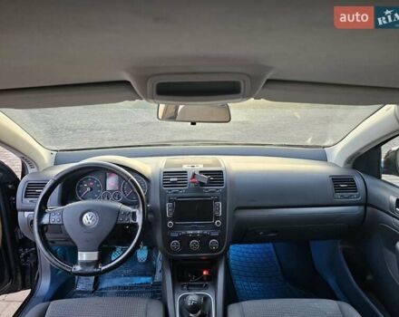 Чорний Фольксваген Джетта, об'ємом двигуна 1.6 л та пробігом 234 тис. км за 7500 $, фото 1 на Automoto.ua