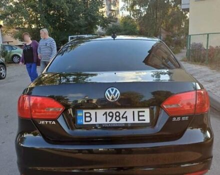 Черный Фольксваген Джетта, объемом двигателя 2.48 л и пробегом 220 тыс. км за 7800 $, фото 2 на Automoto.ua