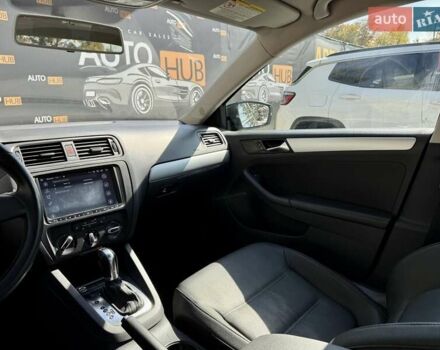 Черный Фольксваген Джетта, объемом двигателя 1.97 л и пробегом 264 тыс. км за 10900 $, фото 13 на Automoto.ua