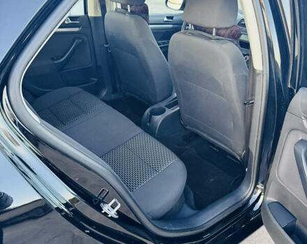 Черный Фольксваген Джетта, объемом двигателя 1.6 л и пробегом 248 тыс. км за 7400 $, фото 9 на Automoto.ua