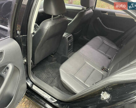 Чорний Фольксваген Джетта, об'ємом двигуна 2.5 л та пробігом 330 тис. км за 7999 $, фото 11 на Automoto.ua