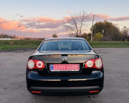 Черный Фольксваген Джетта, объемом двигателя 1.6 л и пробегом 248 тыс. км за 7400 $, фото 5 на Automoto.ua