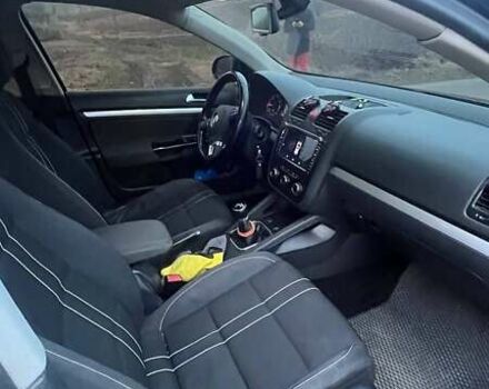 Черный Фольксваген Джетта, объемом двигателя 1.6 л и пробегом 385 тыс. км за 6400 $, фото 6 на Automoto.ua