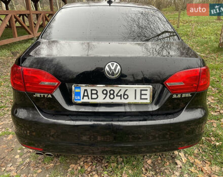 Чорний Фольксваген Джетта, об'ємом двигуна 2.5 л та пробігом 330 тис. км за 7999 $, фото 5 на Automoto.ua