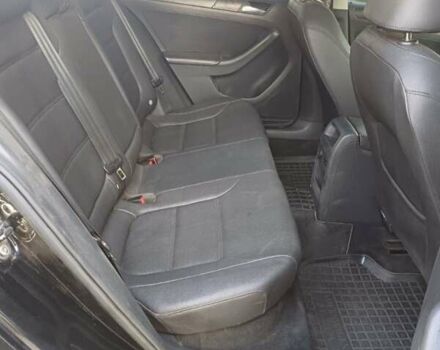 Черный Фольксваген Джетта, объемом двигателя 2.48 л и пробегом 220 тыс. км за 7800 $, фото 1 на Automoto.ua