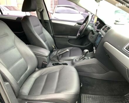 Чорний Фольксваген Джетта, об'ємом двигуна 2.5 л та пробігом 339 тис. км за 8790 $, фото 24 на Automoto.ua