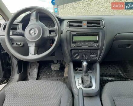 Черный Фольксваген Джетта, объемом двигателя 1.98 л и пробегом 188 тыс. км за 6500 $, фото 2 на Automoto.ua