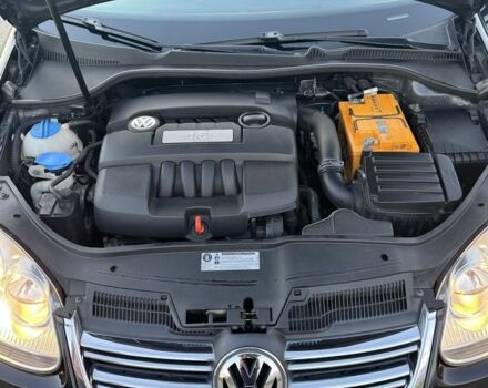 Черный Фольксваген Джетта, объемом двигателя 1.6 л и пробегом 248 тыс. км за 7400 $, фото 13 на Automoto.ua