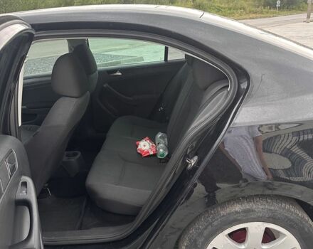 Черный Фольксваген Джетта, объемом двигателя 2 л и пробегом 325 тыс. км за 6900 $, фото 7 на Automoto.ua