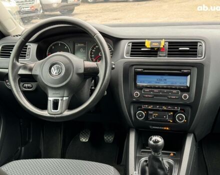 Черный Фольксваген Джетта, объемом двигателя 1.6 л и пробегом 279 тыс. км за 8690 $, фото 25 на Automoto.ua