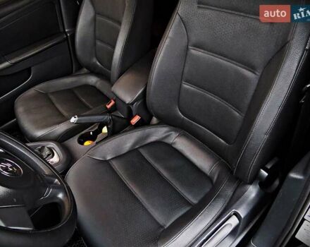 Черный Фольксваген Джетта, объемом двигателя 2.48 л и пробегом 203 тыс. км за 8900 $, фото 7 на Automoto.ua