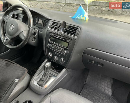 Черный Фольксваген Джетта, объемом двигателя 2.5 л и пробегом 174 тыс. км за 8300 $, фото 19 на Automoto.ua