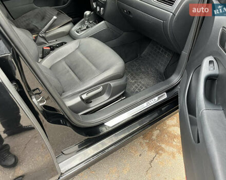 Черный Фольксваген Джетта, объемом двигателя 2.5 л и пробегом 174 тыс. км за 8300 $, фото 20 на Automoto.ua