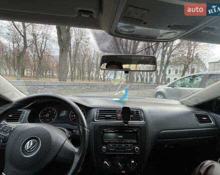 Черный Фольксваген Джетта, объемом двигателя 2.5 л и пробегом 174 тыс. км за 8300 $, фото 31 на Automoto.ua