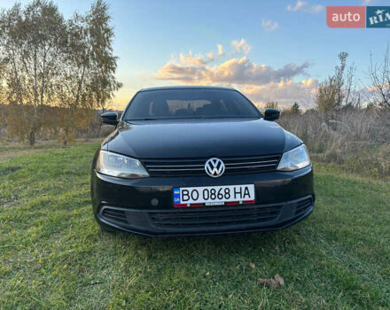 Черный Фольксваген Джетта, объемом двигателя 2.5 л и пробегом 200 тыс. км за 7999 $, фото 4 на Automoto.ua
