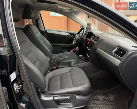 Черный Фольксваген Джетта, объемом двигателя 2 л и пробегом 170 тыс. км за 8300 $, фото 74 на Automoto.ua