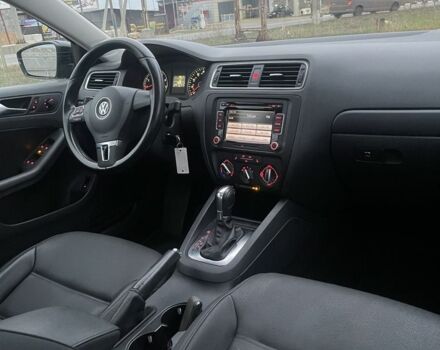 Черный Фольксваген Джетта, объемом двигателя 2.5 л и пробегом 232 тыс. км за 8600 $, фото 17 на Automoto.ua