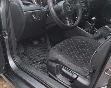 Черный Фольксваген Джетта, объемом двигателя 2.5 л и пробегом 200 тыс. км за 8200 $, фото 11 на Automoto.ua