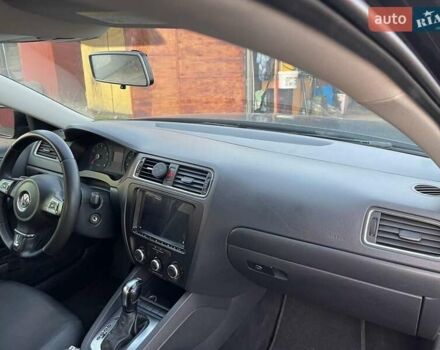 Чорний Фольксваген Джетта, об'ємом двигуна 2.5 л та пробігом 280 тис. км за 4000 $, фото 3 на Automoto.ua