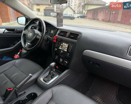 Черный Фольксваген Джетта, объемом двигателя 2 л и пробегом 170 тыс. км за 8300 $, фото 75 на Automoto.ua