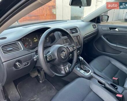 Чорний Фольксваген Джетта, об'ємом двигуна 2.5 л та пробігом 280 тис. км за 4000 $, фото 8 на Automoto.ua