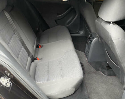 Черный Фольксваген Джетта, объемом двигателя 1.2 л и пробегом 112 тыс. км за 7800 $, фото 17 на Automoto.ua