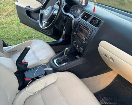 Черный Фольксваген Джетта, объемом двигателя 2.5 л и пробегом 200 тыс. км за 7999 $, фото 13 на Automoto.ua