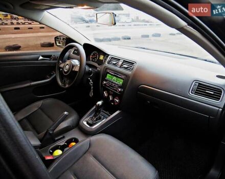 Черный Фольксваген Джетта, объемом двигателя 2.48 л и пробегом 203 тыс. км за 8900 $, фото 17 на Automoto.ua