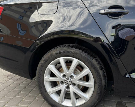 Черный Фольксваген Джетта, объемом двигателя 2.5 л и пробегом 236 тыс. км за 8500 $, фото 38 на Automoto.ua