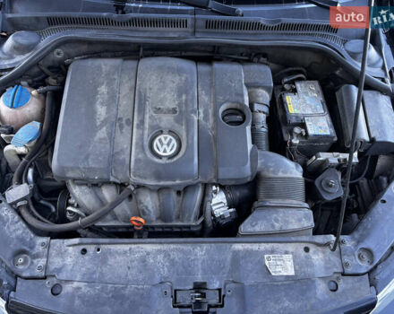 Черный Фольксваген Джетта, объемом двигателя 2.5 л и пробегом 250 тыс. км за 8500 $, фото 12 на Automoto.ua