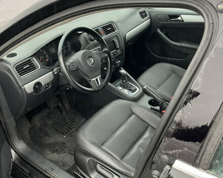 Чорний Фольксваген Джетта, об'ємом двигуна 2.5 л та пробігом 260 тис. км за 9400 $, фото 5 на Automoto.ua