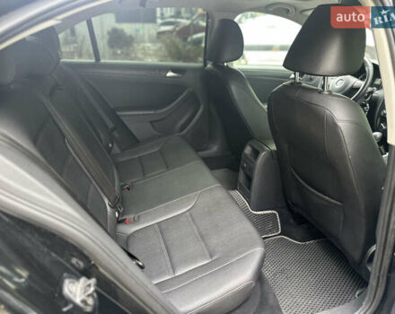 Черный Фольксваген Джетта, объемом двигателя 2.48 л и пробегом 202 тыс. км за 8100 $, фото 14 на Automoto.ua