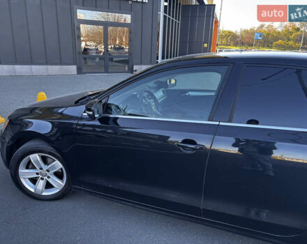 Черный Фольксваген Джетта, объемом двигателя 2.5 л и пробегом 250 тыс. км за 8500 $, фото 6 на Automoto.ua