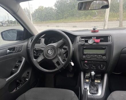 Черный Фольксваген Джетта, объемом двигателя 2 л и пробегом 325 тыс. км за 6900 $, фото 6 на Automoto.ua