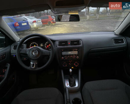 Черный Фольксваген Джетта, объемом двигателя 1.98 л и пробегом 230 тыс. км за 7350 $, фото 5 на Automoto.ua