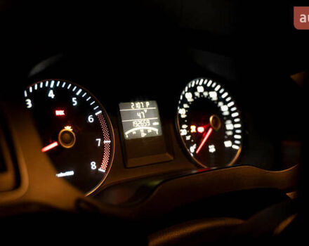 Фольксваген Джетта 2012 в Изюме на Automoto.ua Черный Фольксваген Джетта, объемом двигателя 2.5 л и пробегом 289 тыс. км за 5999 $, фото 9 на Automoto.ua