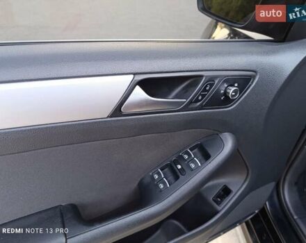 Черный Фольксваген Джетта, объемом двигателя 2.47 л и пробегом 243 тыс. км за 7900 $, фото 18 на Automoto.ua