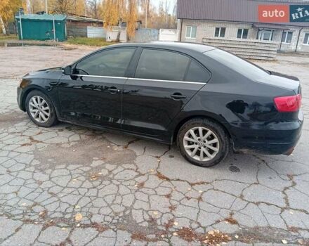 Фольксваген Джетта 2012 в Чернигове на Automoto.ua Черный Фольксваген Джетта, объемом двигателя 2.48 л и пробегом 225 тыс. км за 8600 $, фото 8 на Automoto.ua