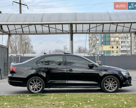Чорний Фольксваген Джетта, об'ємом двигуна 1.97 л та пробігом 231 тис. км за 9999 $, фото 6 на Automoto.ua