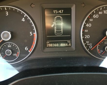 Черный Фольксваген Джетта, объемом двигателя 1.6 л и пробегом 298 тыс. км за 9500 $, фото 8 на Automoto.ua