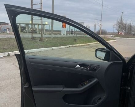 Черный Фольксваген Джетта, объемом двигателя 2.5 л и пробегом 232 тыс. км за 8600 $, фото 9 на Automoto.ua