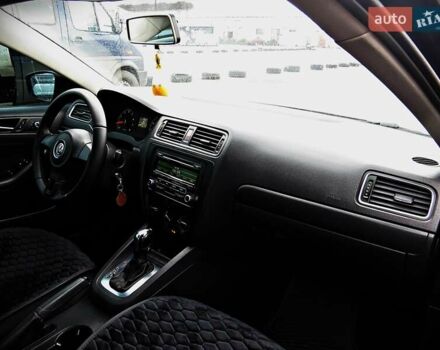 Черный Фольксваген Джетта, объемом двигателя 2 л и пробегом 151 тыс. км за 8800 $, фото 16 на Automoto.ua