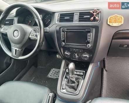 Черный Фольксваген Джетта, объемом двигателя 2.5 л и пробегом 236 тыс. км за 9300 $, фото 21 на Automoto.ua