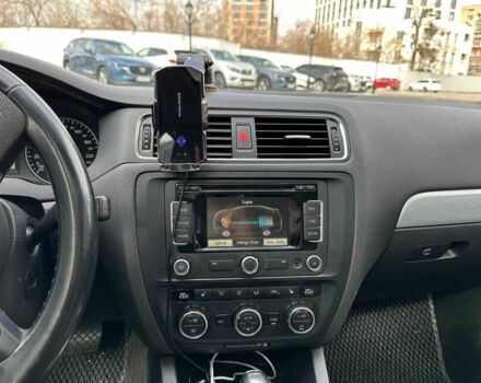 Черный Фольксваген Джетта, объемом двигателя 1.4 л и пробегом 252 тыс. км за 8300 $, фото 18 на Automoto.ua