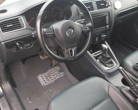 Черный Фольксваген Джетта, объемом двигателя 2.5 л и пробегом 236 тыс. км за 9300 $, фото 18 на Automoto.ua