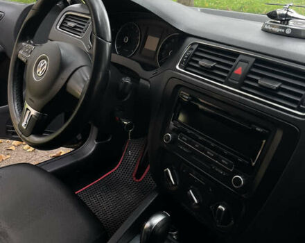 Черный Фольксваген Джетта, объемом двигателя 2.5 л и пробегом 219 тыс. км за 7800 $, фото 11 на Automoto.ua