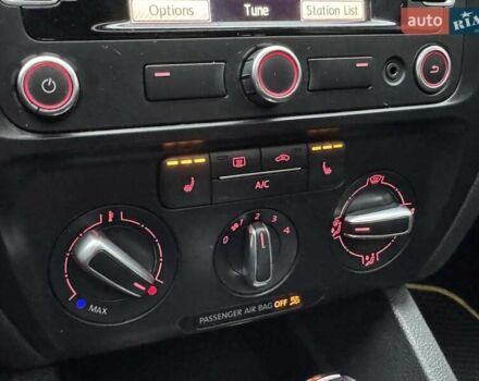 Чорний Фольксваген Джетта, об'ємом двигуна 2.5 л та пробігом 260 тис. км за 8900 $, фото 25 на Automoto.ua