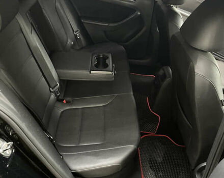 Черный Фольксваген Джетта, объемом двигателя 2.5 л и пробегом 219 тыс. км за 7800 $, фото 12 на Automoto.ua